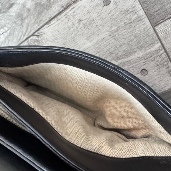 Tory Burch Kira Quilted Chevron Black Leather Purse Handbag READ - Picture 6 of 12